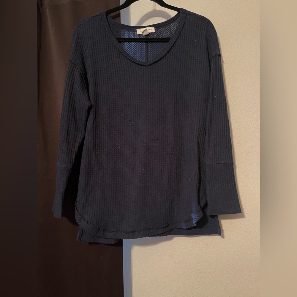 Long Sleeve V-Neck Shirt